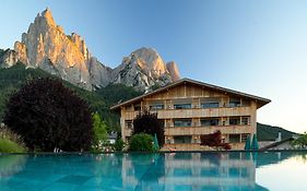 Wanderhotel Europa Alpe di Siusi